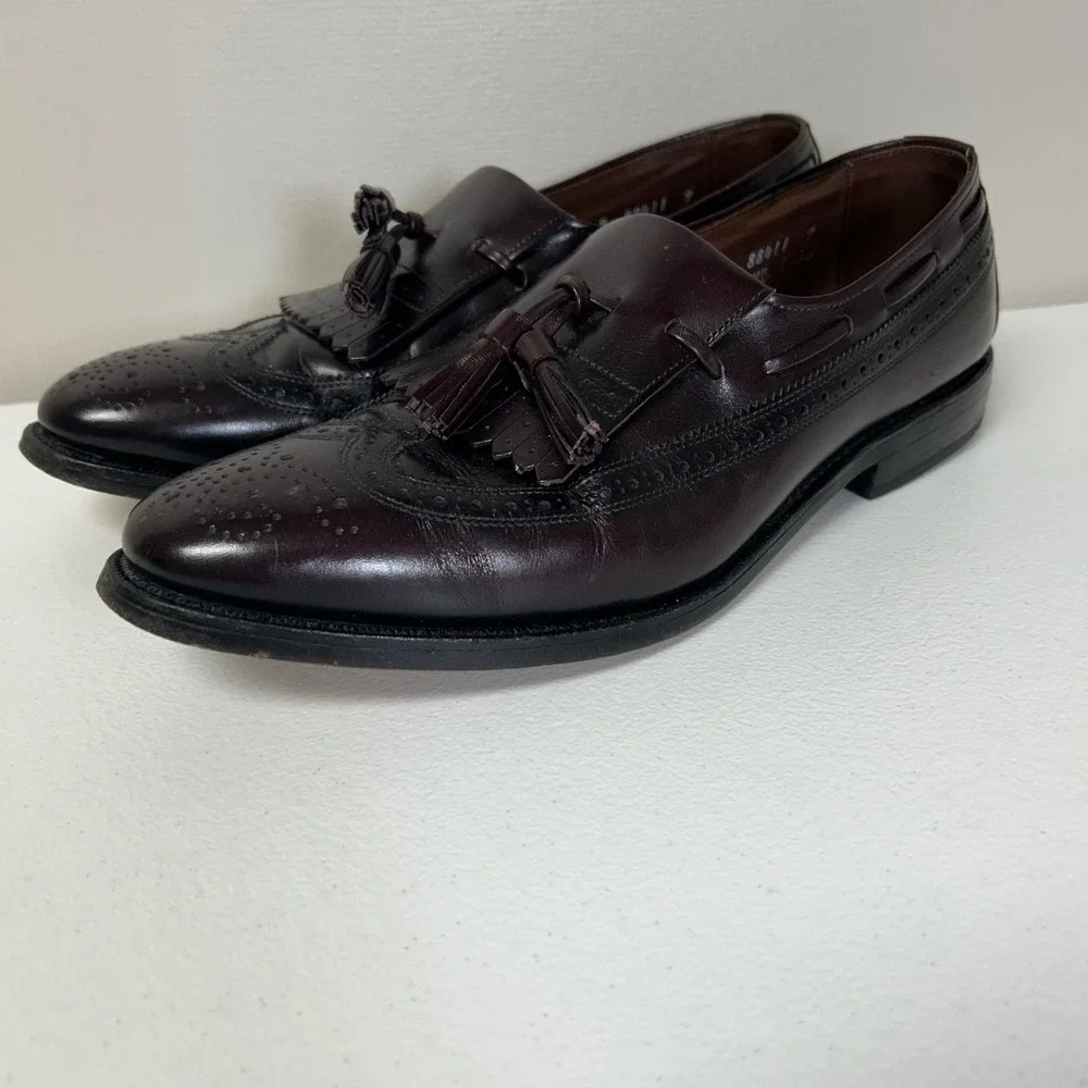 Allen Edmonds Arlington Loafers Mens 9 B Burgundy Wingtip Tassel Kiltie 88411